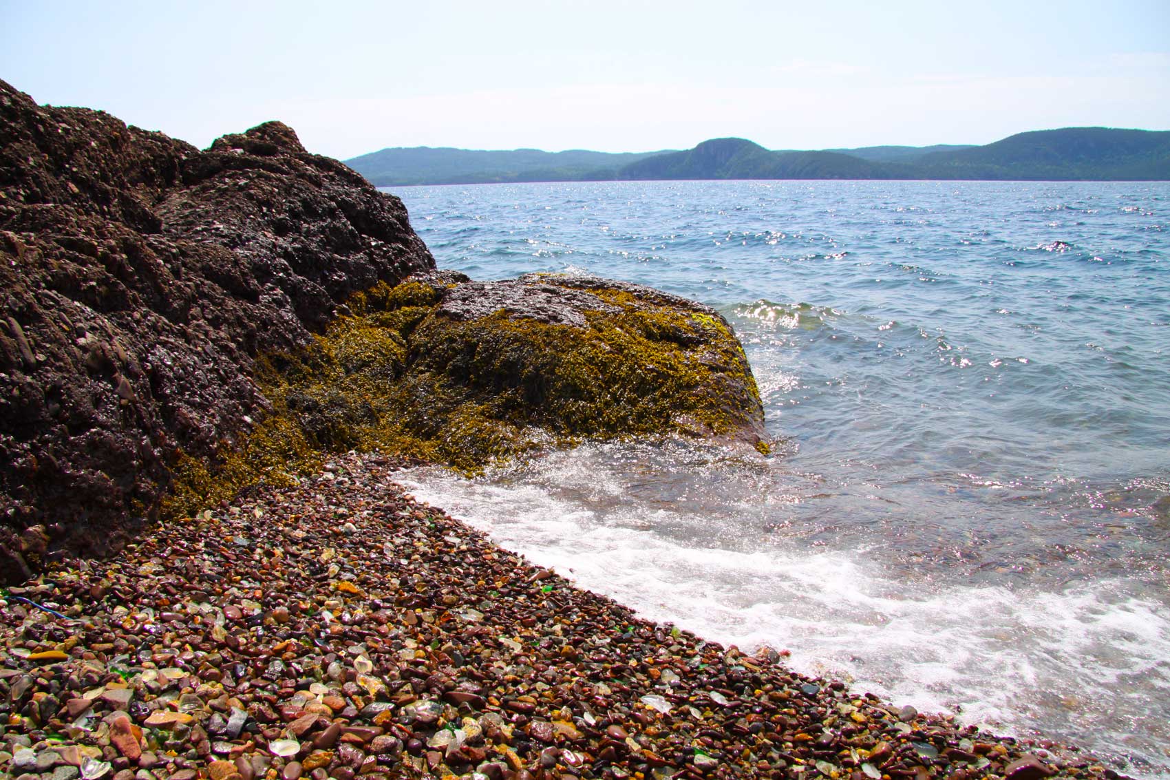 Glassy Beach - Indian Falls Chalets